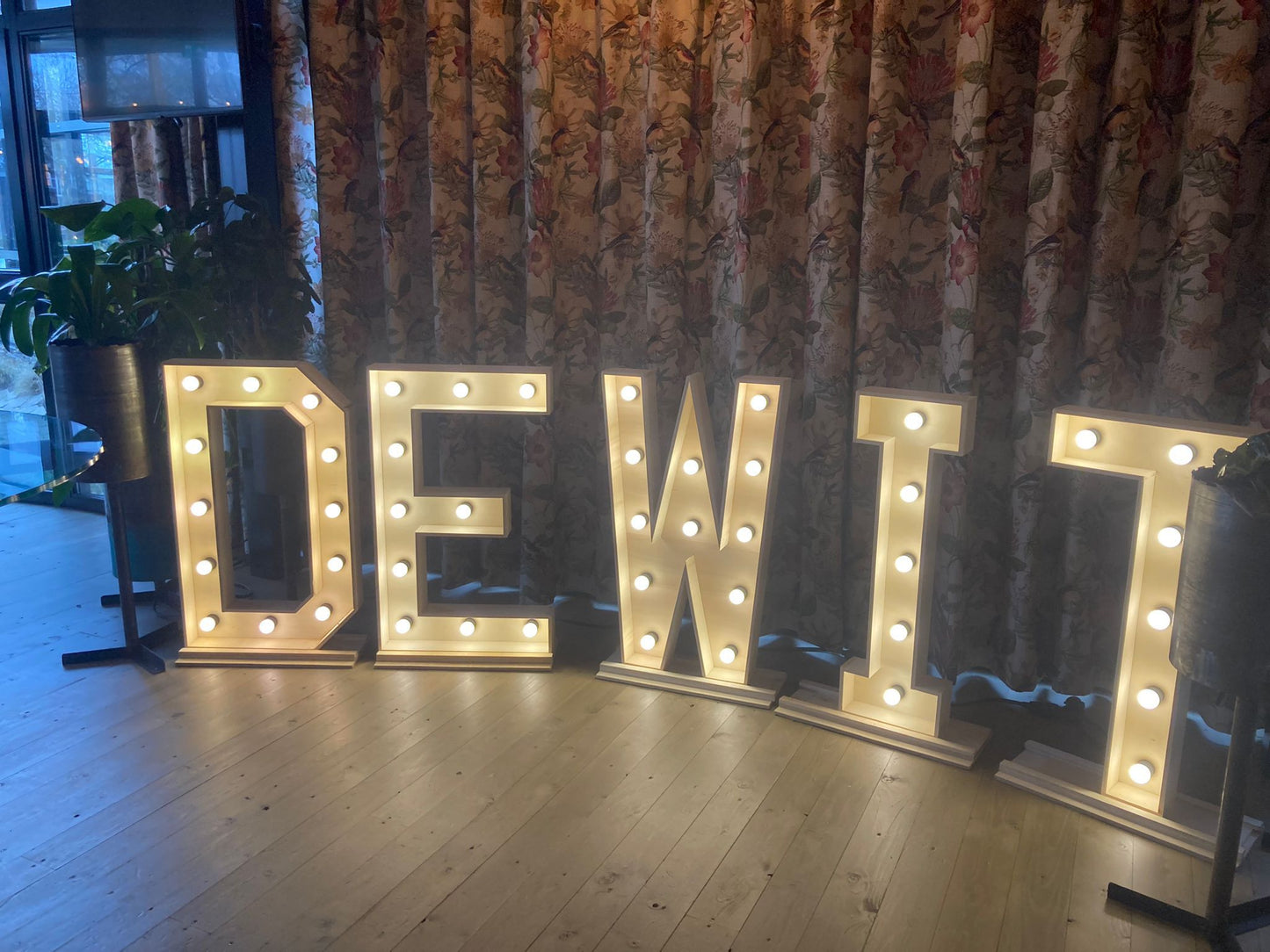XXL Lichtletters & Cijfers